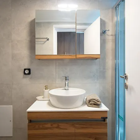 Fortezza Sea Breeze, Anne, 2 Bedrooms & Sea View * Ретимно