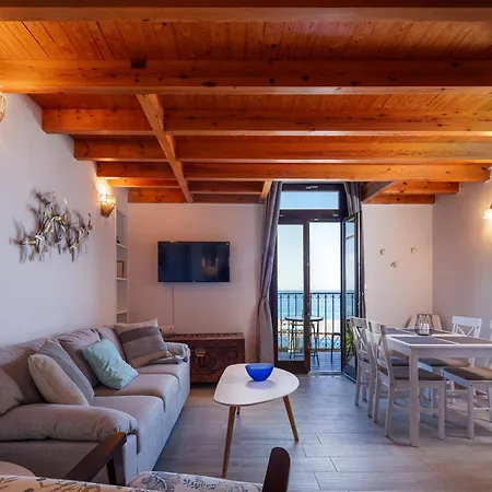 Fortezza Sea Breeze, Anne, 2 Bedrooms & Sea View * Rethymno (Crete)